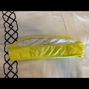 BoutineLA Strapless Top